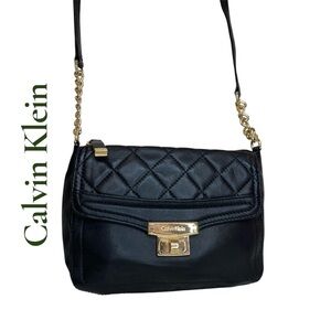✨ Calvin Klein Quilted Crossbody Bag ✨